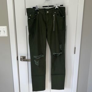 Forever 21 Destroyed jeans. New with tags. Smoke free house.